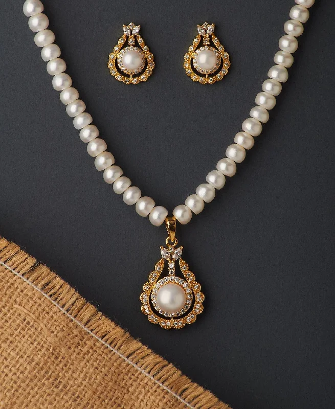 Lanka style necklaces-Zodiac Necklaces-Elegant Real Pearl Necklace Set