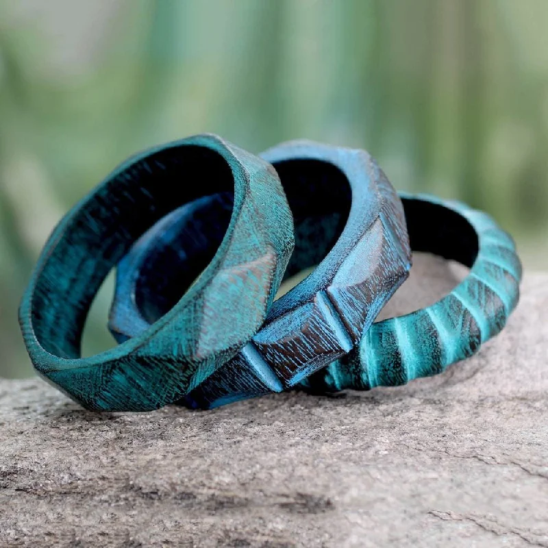 Birch grain bangles-Thick Rings-Set of 3 Handmade Mango Wood 'Turquoise Treasure' Bracelets (India) - 7'6" x 9'6"