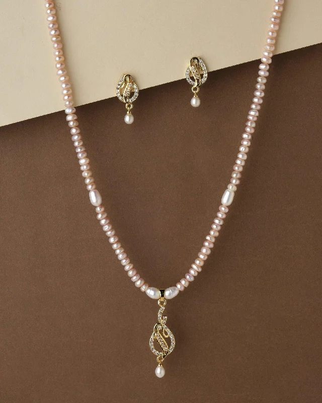 Wide bar necklaces-Crystal Necklaces-Elegant Pearl Necklace Set