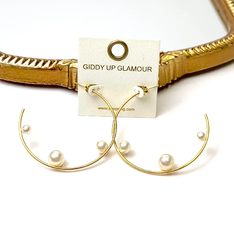 Queen Earrings-Bracha | Kristy Pearl Hoop Gold Tone Earrings